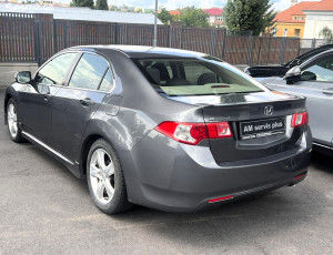 Honda Accord 2.2i-DTEC Elegance