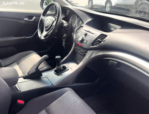 Honda Accord 2.2i-DTEC Elegance