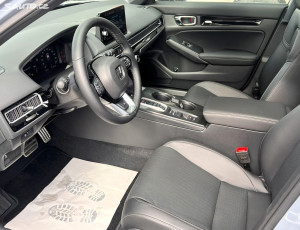 Honda Civic 2.0e:HEV Advance