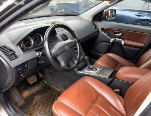 Volvo XC90 2.4 D5 AWD 1.majitel