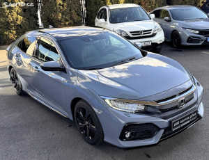 Honda Civic 1.5i-VTEC Prestige CVT