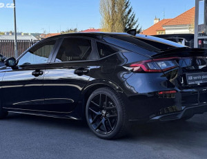 Honda Civic 2.0e:HEV Sport