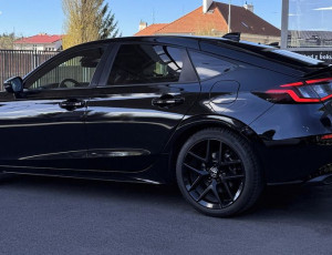 Honda Civic 2.0e:HEV Sport
