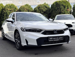 Honda Civic 2.0e:HEV Elegance