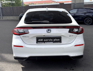 Honda Civic 2.0e:HEV Elegance