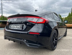 Honda Civic 2.0e:HEV Sport