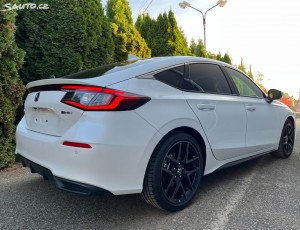 Honda Civic 2.0e:HEV Advance