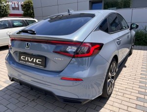 Honda Civic 2.0e:HEV Elegance