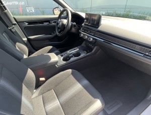 Honda Civic 2.0e:HEV Sport